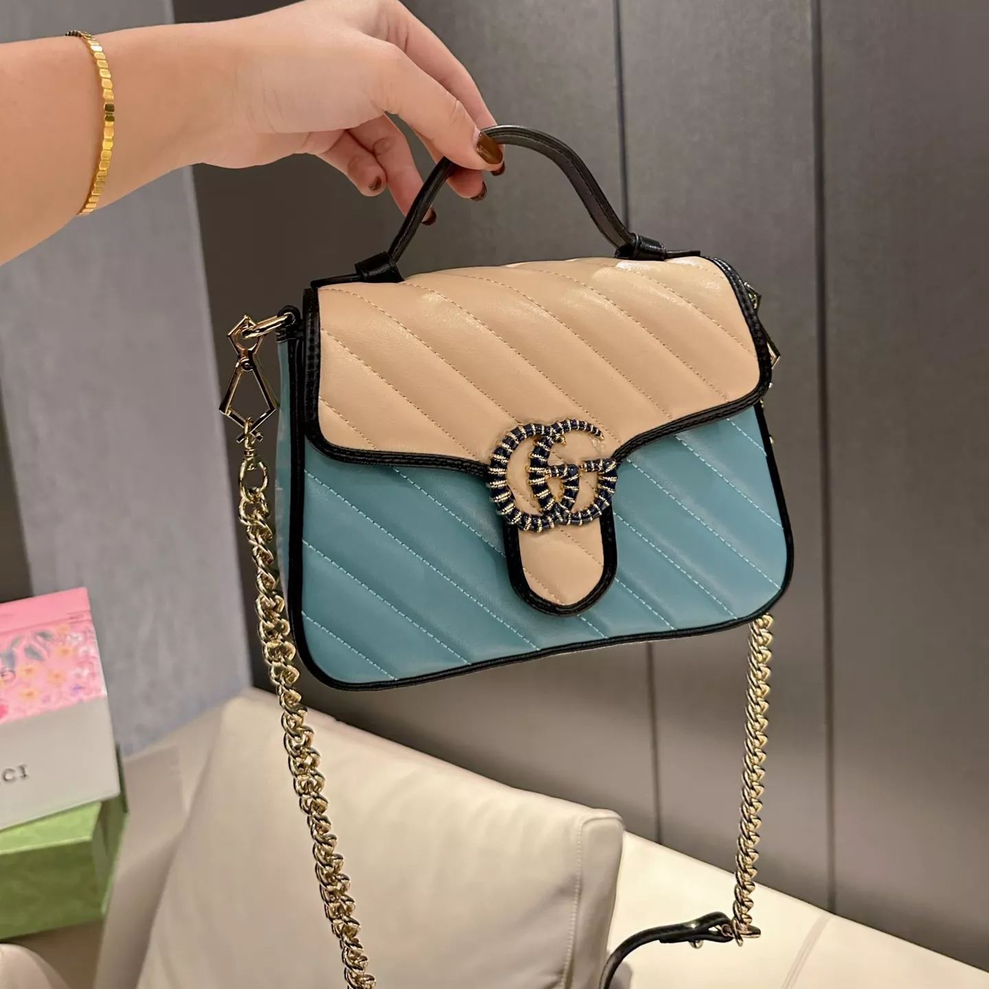 Exquisite leather bags-562